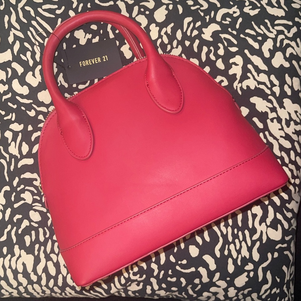 FOREVER 21 SATCHEL CROSSBODY BAG - RED (NEW WITH TAGS)